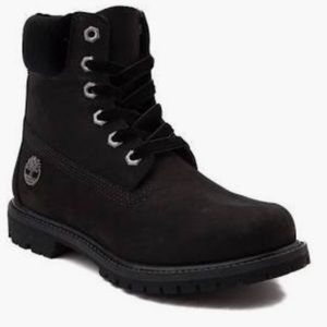 NWT Black Timberland Boots